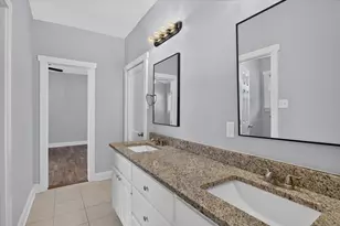 1201 W Arlington Ave, Fort Worth, TX 76110 - Photo 17