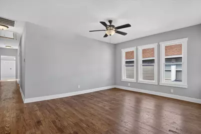 1201 W Arlington Avenue, Fort Worth, TX 76110 - Photo 3