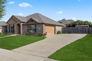 915 Sage Meadow Dr, Glenn Heights, TX 75154 - Photo 5