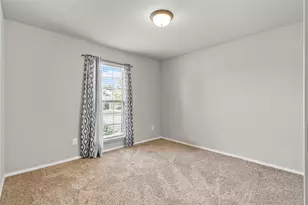 915 Sage Meadow Dr, Glenn Heights, TX 75154 - Photo 17
