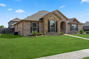 915 Sage Meadow Dr, Glenn Heights, TX 75154 - Photo 3