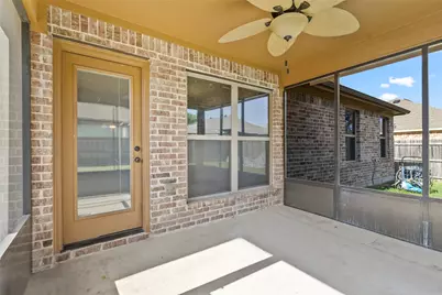 915 Sage Meadow Drive, Glenn Heights, TX 75154 - Photo 23
