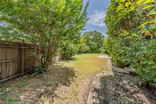 6721 Cylinda Sue Cir, North Richland Hills, TX 76180 - Photo 35