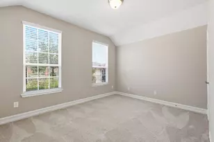 1045 Twisting Ridge Terrace, Fort Worth, TX 76052 - Photo 11