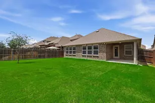 1045 Twisting Ridge Terrace, Fort Worth, TX 76052 - Photo 15