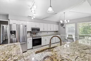 629 Park Ln, Highland Village, TX 75077 - Photo 1