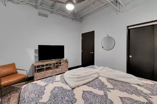 219 S 4th St, Waco, TX 76701 - Photo 17