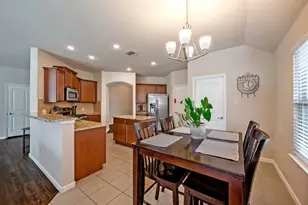 2413 Michelle Creek Dr, Little Elm, TX 75068 - Photo 9