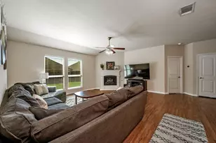 2413 Michelle Creek Dr, Little Elm, TX 75068 - Photo 3