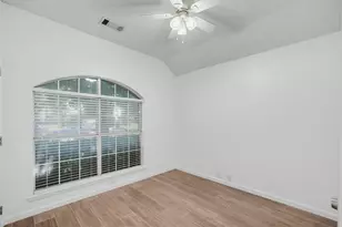 1119 Marshall Dr, Euless, TX 76039 - Photo 21