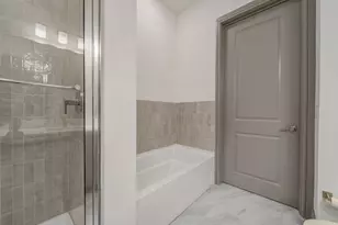 2700 Old Denton Rd, Carrollton, TX 75007 - Photo 19