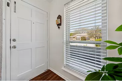 109 Hickory Springs Drive, Euless, TX 76039 - Photo 5