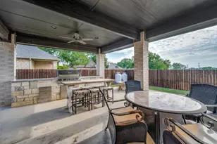 551 Chandler Ct, Pilot Point, TX 76258 - Photo 9