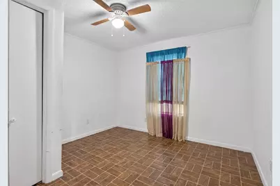 821 Milky Way, Garland, TX 75040 - Photo 11