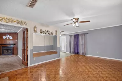 821 Milky Way, Garland, TX 75040 - Photo 7