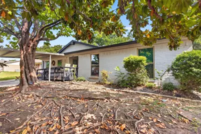 821 Milky Way, Garland, TX 75040 - Photo 3