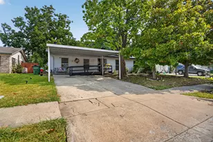 821 Milky Way, Garland, TX 75040 - Photo 1