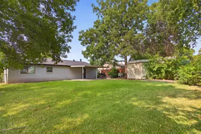 821 Milky Way, Garland, TX 75040 - Photo 17