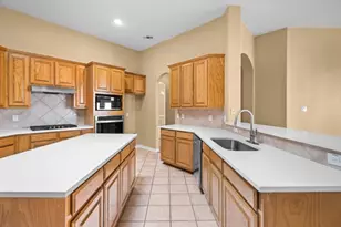 945 Shiprock Rd, Frisco, TX 75033 - Photo 9