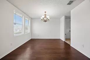 1412 Sunflower Ct, Burleson, TX 76028 - Photo 11