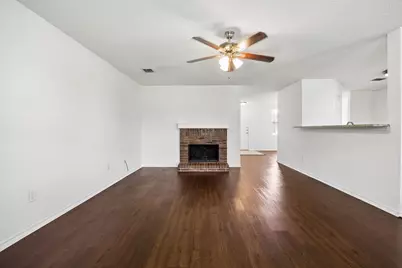 1412 Sunflower Court, Burleson, TX 76028 - Photo 13
