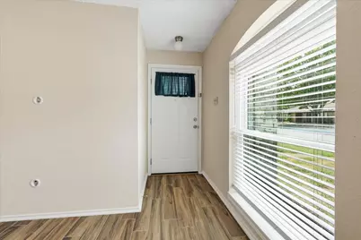 114 Glade Shadow Drive, Euless, TX 76039 - Photo 3