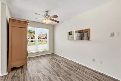 114 Glade Shadow Drive, Euless, TX 76039 - Photo 9