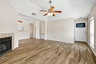 114 Glade Shadow Dr, Euless, TX 76039 - Photo 7