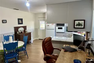 216 Woodlawn Ave, Strawn, TX 76475 - Photo 9