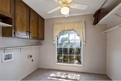9015 Hunters Glen Trail, Fort Worth, TX 76120 - Photo 19