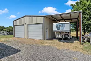 602 S 3rd St, Abbott, TX 76621 - Photo 27