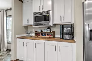 602 S 3rd St, Abbott, TX 76621 - Photo 17