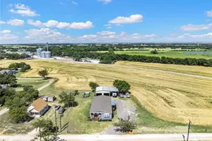 602 S 3rd St, Abbott, TX 76621 - Photo 31