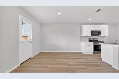 118 Pinehurst Drive, Boyd, TX 76023 - Photo 5