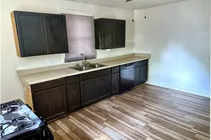 620 W 12th St, Bonham, TX 75418 - Photo 9