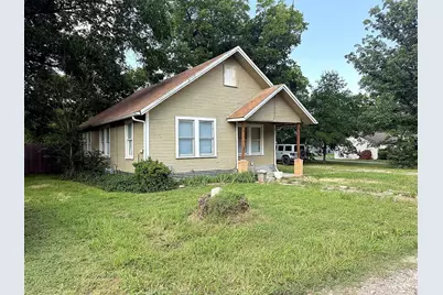 620 W 12th Street, Bonham, TX 75418 - Photo 1