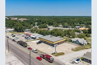 507 E Wise Street, Bowie, TX 76230 - Photo 25