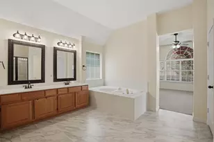 6613 Barclay Ln, Garland, TX 75044 - Photo 19