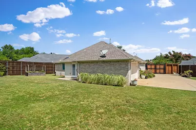 6402 Bluebonnet Drive, Rowlett, TX 75089 - Photo 11
