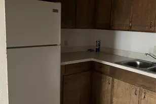 1724 W Sanford St, Arlington, TX 76012 - Photo 5