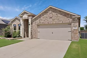 10601 Summer Pl Ln, Fort Worth, TX 76140 - Photo 3
