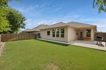 10601 Summer Place Lane, Fort Worth, TX 76140 - Photo 33