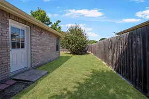 1024 Lake Trail Dr, Little Elm, TX 75068 - Photo 21