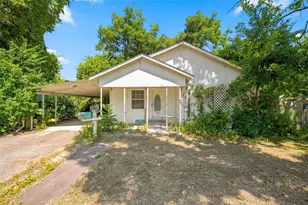 405 NE 4th St, Hubbard, TX 76648 - Photo 1