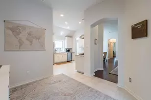 320 Andre Dr, Irving, TX 75063 - Photo 23