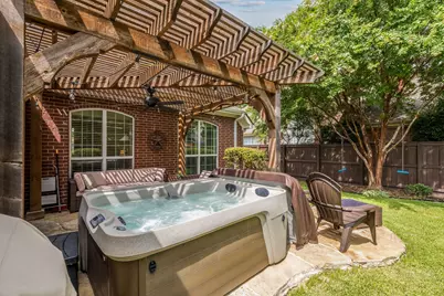 320 Andre Drive, Irving, TX 75063 - Photo 37