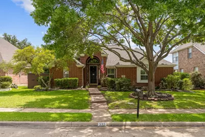320 Andre Drive, Irving, TX 75063 - Photo 1