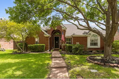 320 Andre Drive, Irving, TX 75063 - Photo 3