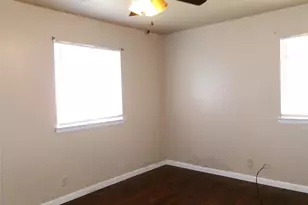 4204 Burke Rd, Fort Worth, TX 76119 - Photo 21