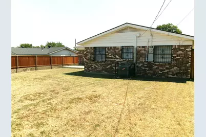 4204 Burke Road, Fort Worth, TX 76119 - Photo 31